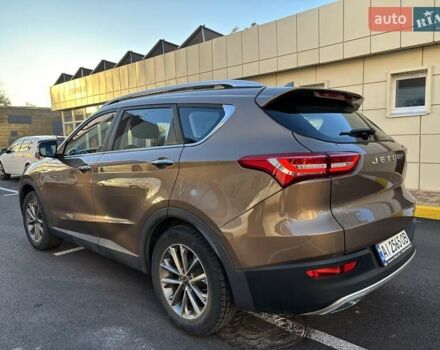 Бежевый Jetour X70, объемом двигателя 1.5 л и пробегом 56 тыс. км за 14500 $, фото 4 на Automoto.ua