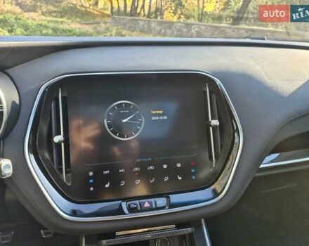 Jetour X70 2022 в Черкассах на Automoto.ua Серый Jetour X70, объемом двигателя 1.5 л и пробегом 91 тыс. км за 13200 $, фото 12 на Automoto.ua