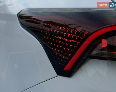 Белый Jetour X70 Plus, объемом двигателя 1.6 л и пробегом 40 тыс. км за 26900 $, фото 11 на Automoto.ua