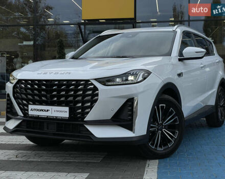 Белый Jetour X70 Plus, объемом двигателя 1.6 л и пробегом 40 тыс. км за 26900 $, фото 1 на Automoto.ua