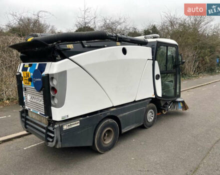 Johnston Sweepers Compact, объемом двигателя 0 л и пробегом 15 тыс. км за 27000 $, фото 2 на Automoto.ua