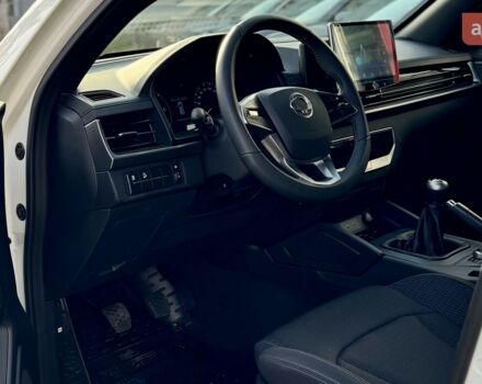 купити нове авто KG Mobility Grand Musso 2025 року від офіційного дилера УКРАВТО ЗАКАРПАТТЯ KG Mobility фото