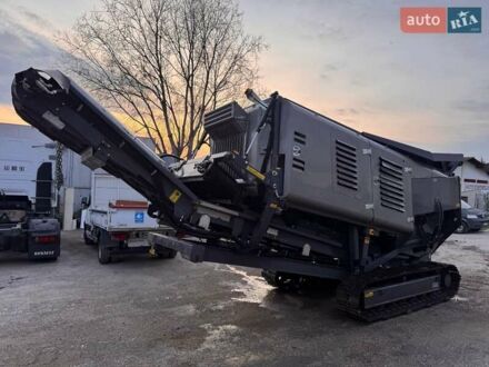 Komplet Krokodile K-JC 2023 у Івано-Франківську на Automoto.ua Komplet Krokodile K-JC, об'ємом двигуна 0 л та пробігом 0 тис. км за 185000 $, фото 1 на Automoto.ua