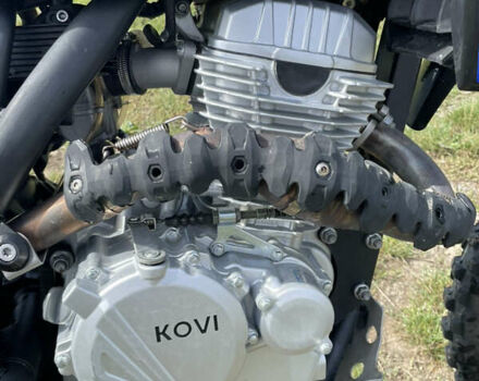 Kovi 250 Advance 2023 в Черновцах на Automoto.ua Черный Kovi 250 Advance, объемом двигателя 0.25 л и пробегом 3 тыс. км за 1750 $, фото 6 на Automoto.ua