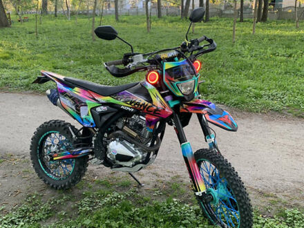 Kovi 250 Advance 2022 в Ровно на Automoto.ua Черный Kovi 250 Advance, объемом двигателя 0 л и пробегом 5 тыс. км за 1800 $, фото 1 на Automoto.ua