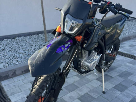 Kovi 250 Advance 2024 в Хмельницком на Automoto.ua Черный Kovi 250 Advance, объемом двигателя 0.25 л и пробегом 2 тыс. км за 1811 $, фото 1 на Automoto.ua