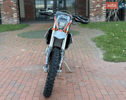 Kovi 250 Lite 4T 2021 у Києві на Automoto.ua Помаранчевий Kovi 250 Lite 4T, об'ємом двигуна 0.25 л та пробігом 1 тис. км за 2000 $, фото 1 на Automoto.ua