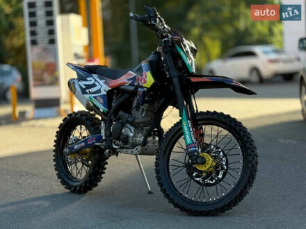 Kovi 300 Advance 2024 в Днепре (Днепропетровске) на Automoto.ua Черный Kovi 300 Advance, объемом двигателя 0.28 л и пробегом 1 тыс. км за 1799 $, фото 1 на Automoto.ua