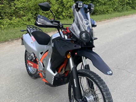 Kovi FCS 250 2019 в Новой Ушице на Automoto.ua Серый Kovi FCS 250, объемом двигателя 0.25 л и пробегом 12 тыс. км за 1350 $, фото 1 на Automoto.ua