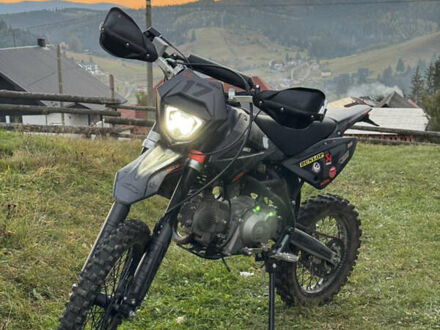 Kovi Pit 150 2024 в Яремче на Automoto.ua Kovi Pit 150, объемом двигателя 0.15 л и пробегом 1 тыс. км за 900 $, фото 1 на Automoto.ua