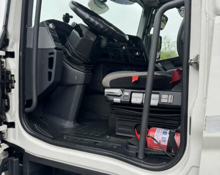 LAG D3 2000 у Вінниці на Automoto.ua Синій LAG D3, об'ємом двигуна 0 л та пробігом 0 тис. км за 54500 $, фото 27 на Automoto.ua