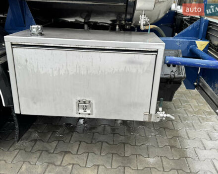 LAG D3 2000 у Вінниці на Automoto.ua Синій LAG D3, об'ємом двигуна 0 л та пробігом 0 тис. км за 54500 $, фото 13 на Automoto.ua