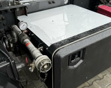 LAG D3 2000 у Вінниці на Automoto.ua Синій LAG D3, об'ємом двигуна 0 л та пробігом 0 тис. км за 54500 $, фото 24 на Automoto.ua