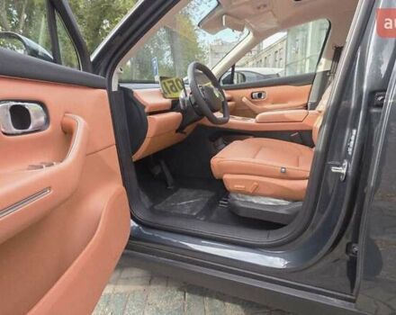 Серый Leapmotor С11, объемом двигателя 0 л и пробегом 1 тыс. км за 25500 $, фото 3 на Automoto.ua