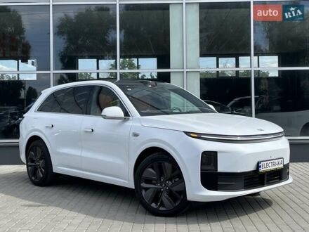 Li Auto L6 2024 в Днепре (Днепропетровске) на Automoto.ua Белый Li Auto L6, объемом двигателя 1.5 л и пробегом 1 тыс. км за 58900 $, фото 1 на Automoto.ua