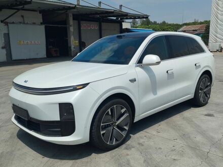 Білий Li Auto L6, об'ємом двигуна 1.5 л та пробігом 15 тис. км за 49900 $, фото 1 на Automoto.ua