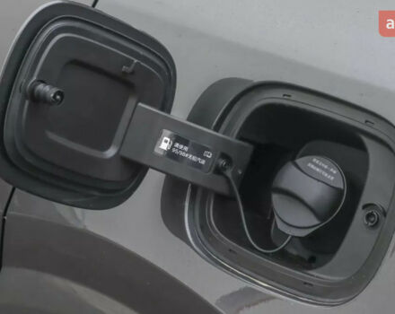 Li Auto L6, об'ємом двигуна 1.5 л та пробігом 0 тис. км за 46899 $, фото 12 на Automoto.ua