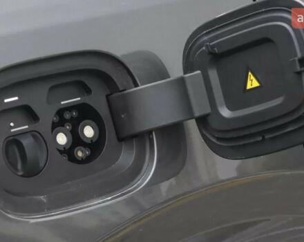 Li Auto L6, об'ємом двигуна 1.5 л та пробігом 0 тис. км за 46899 $, фото 13 на Automoto.ua