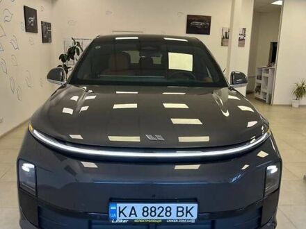 Li Auto L6 2024 в Киеве на Automoto.ua Серый Li Auto L6, объемом двигателя 1.5 л и пробегом 10 тыс. км за 53000 $, фото 1 на Automoto.ua