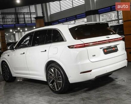 Білий Li Auto L7, об'ємом двигуна 1.5 л та пробігом 14 тис. км за 65000 $, фото 73 на Automoto.ua