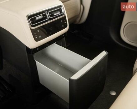 Білий Li Auto L7, об'ємом двигуна 1.5 л та пробігом 14 тис. км за 65000 $, фото 22 на Automoto.ua