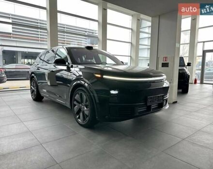 Черный Li Auto L7, объемом двигателя 1.5 л и пробегом 3 тыс. км за 61000 $, фото 13 на Automoto.ua