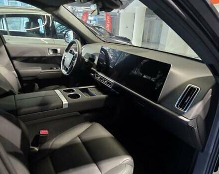 Черный Li Auto L7, объемом двигателя 1.5 л и пробегом 3 тыс. км за 61000 $, фото 5 на Automoto.ua