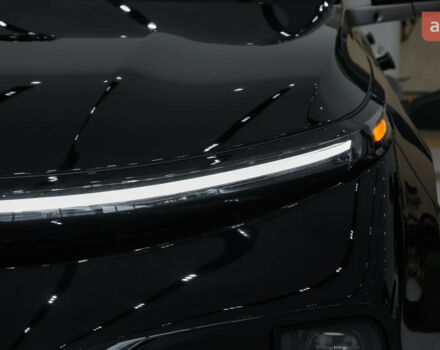 Li Auto L9, объемом двигателя 1.5 л и пробегом 0 тыс. км за 81650 $, фото 4 на Automoto.ua