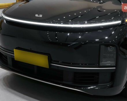 Li Auto L9, объемом двигателя 1.5 л и пробегом 0 тыс. км за 81650 $, фото 3 на Automoto.ua