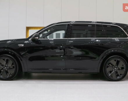 Li Auto L9, объемом двигателя 1.5 л и пробегом 0 тыс. км за 81650 $, фото 5 на Automoto.ua