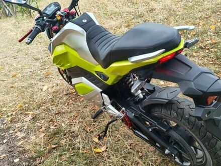 Like.Bike Plus 2019 в Тернополе на Automoto.ua Зеленый Like.Bike Plus, объемом двигателя 0 л и пробегом 3 тыс. км за 1900 $, фото 1 на Automoto.ua