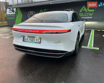 Lucid Air 2022 в Киеве на Automoto.ua Белый Lucid Air, объемом двигателя 0 л и пробегом 26 тыс. км за 57000 $, фото 4 на Automoto.ua