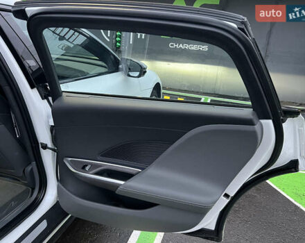 Lucid Air 2022 в Киеве на Automoto.ua Белый Lucid Air, объемом двигателя 0 л и пробегом 26 тыс. км за 57000 $, фото 23 на Automoto.ua