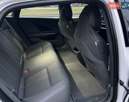 Lucid Air 2022 в Киеве на Automoto.ua Белый Lucid Air, объемом двигателя 0 л и пробегом 26 тыс. км за 57000 $, фото 24 на Automoto.ua