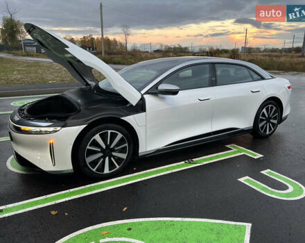Lucid Air 2022 в Киеве на Automoto.ua Белый Lucid Air, объемом двигателя 0 л и пробегом 26 тыс. км за 57000 $, фото 11 на Automoto.ua