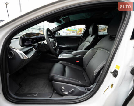 Белый Lucid Air, объемом двигателя 0 л и пробегом 10 тыс. км за 49950 $, фото 4 на Automoto.ua