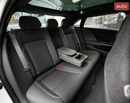 Белый Lucid Air, объемом двигателя 0 л и пробегом 10 тыс. км за 49950 $, фото 62 на Automoto.ua