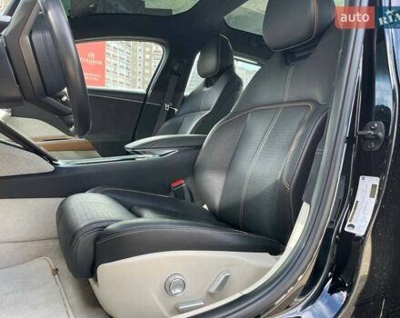 Lucid Air 2022 в Киеве на Automoto.ua Черный Lucid Air, объемом двигателя 0 л и пробегом 39 тыс. км за 47990 $, фото 10 на Automoto.ua