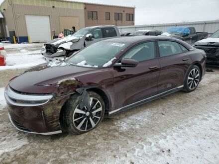Lucid Air 2023 у Львові на Automoto.ua Червоний Lucid Air, об'ємом двигуна 0 л та пробігом 64 тис. км за 24000 $, фото 1 на Automoto.ua