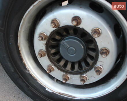 Синий Lueck SKF, объемом двигателя 14.86 л и пробегом 500 тыс. км за 10420 $, фото 20 на Automoto.ua