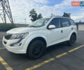 Белый Mahindra XUV 500, объемом двигателя 2.18 л и пробегом 180 тыс. км за 9300 $, фото 2 на Automoto.ua