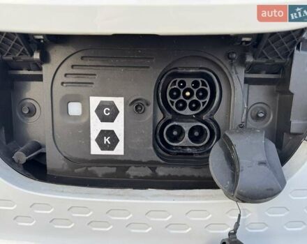 Белый Maxus e-Deliver 3, объемом двигателя 0 л и пробегом 23 тыс. км за 19400 $, фото 31 на Automoto.ua