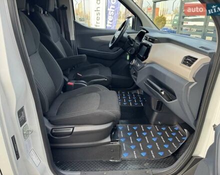 Белый Maxus e-Deliver 3, объемом двигателя 0 л и пробегом 23 тыс. км за 19400 $, фото 28 на Automoto.ua