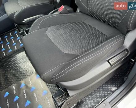 Белый Maxus e-Deliver 3, объемом двигателя 0 л и пробегом 23 тыс. км за 19400 $, фото 18 на Automoto.ua