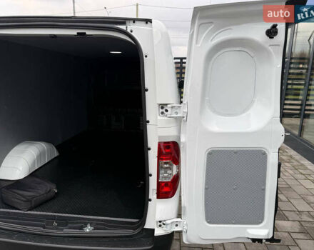 Белый Maxus e-Deliver 3, объемом двигателя 0 л и пробегом 22 тыс. км за 19900 $, фото 17 на Automoto.ua