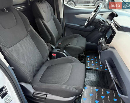 Белый Maxus e-Deliver 3, объемом двигателя 0 л и пробегом 22 тыс. км за 19900 $, фото 13 на Automoto.ua