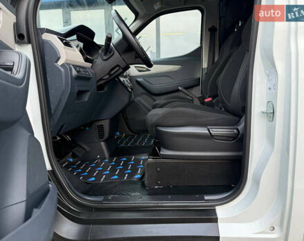 Белый Maxus e-Deliver 3, объемом двигателя 0 л и пробегом 22 тыс. км за 19900 $, фото 9 на Automoto.ua