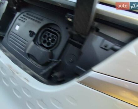 Білий Maxus e-Deliver 3, об'ємом двигуна 0 л та пробігом 25 тис. км за 21999 $, фото 11 на Automoto.ua