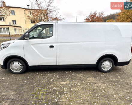 Белый Maxus e-Deliver 3, объемом двигателя 0 л и пробегом 1 тыс. км за 21572 $, фото 3 на Automoto.ua
