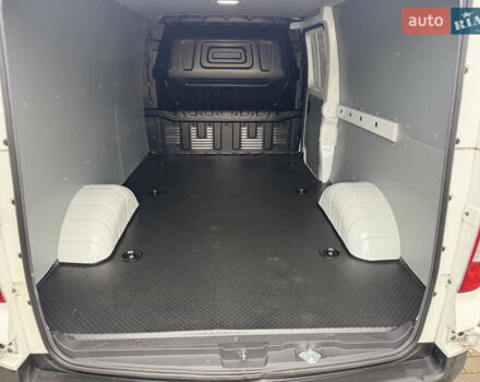 Белый Maxus e-Deliver 3, объемом двигателя 0 л и пробегом 1 тыс. км за 21572 $, фото 11 на Automoto.ua